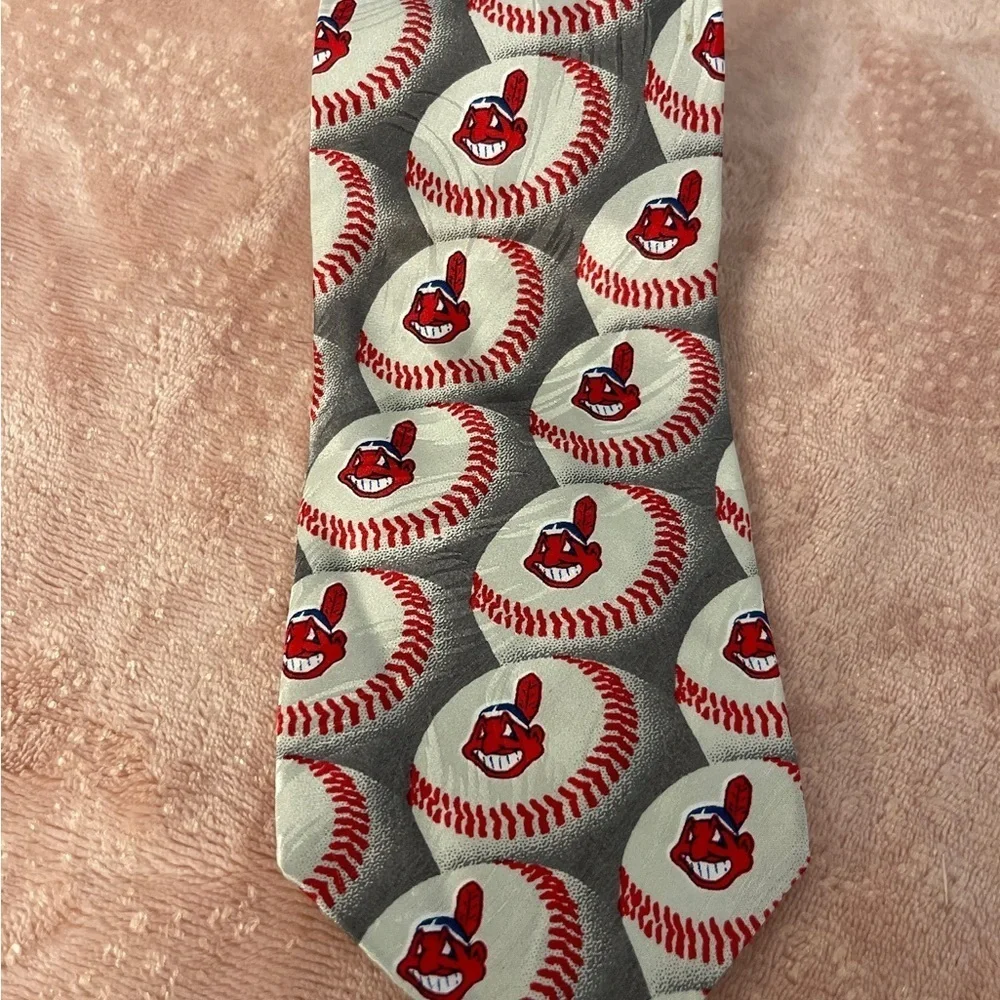Sports-Themed Tie with Red and Gray Accents